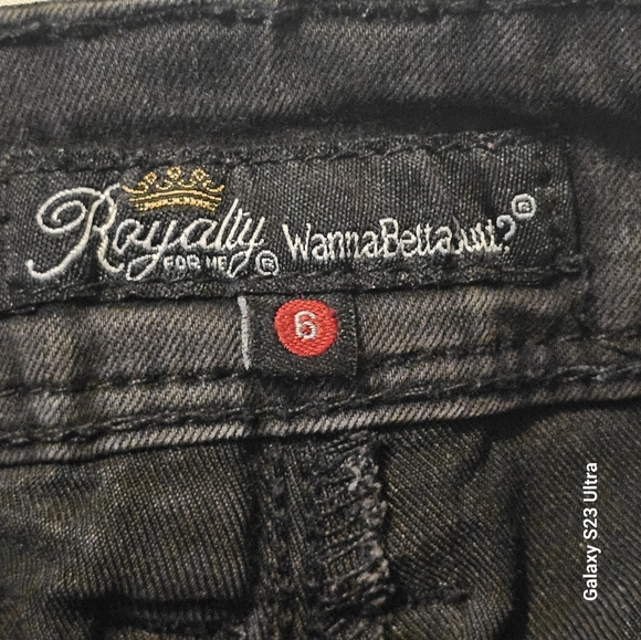 Women jeans size 6Royalty for Me - Picture 7 of 7